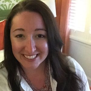 Meet your Posher, Caitlin